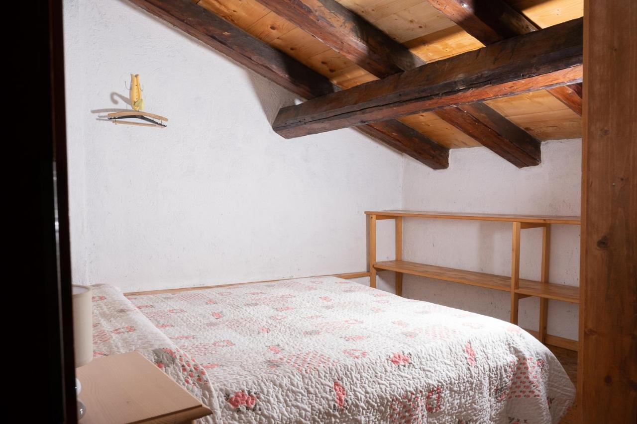 Casa Vacanze La Maddalena Sant'Orsola Luaran gambar