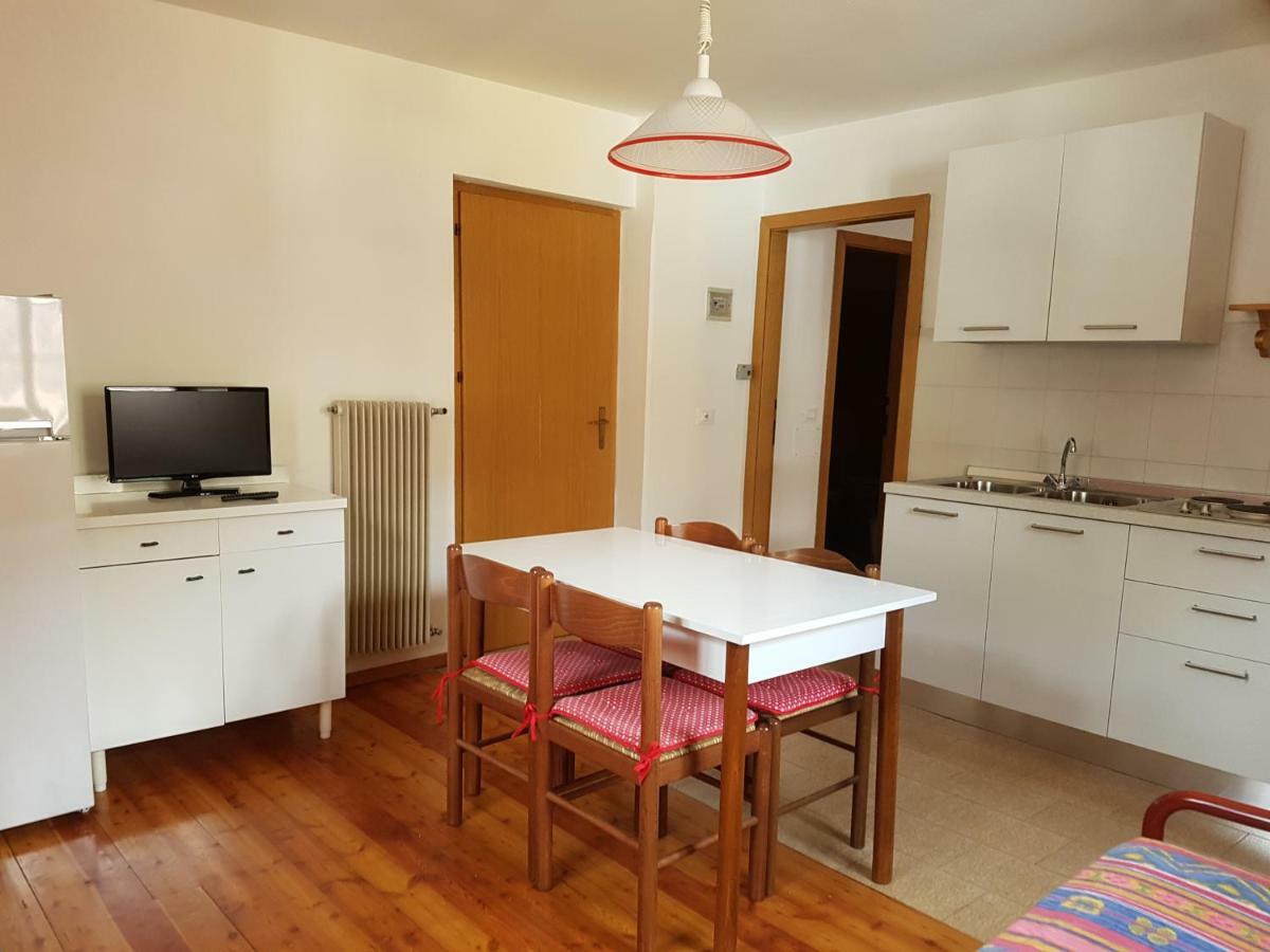 Casa Vacanze La Maddalena Sant'Orsola Luaran gambar