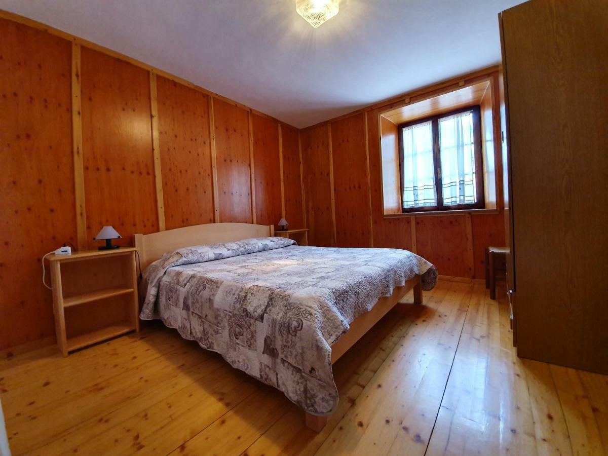 Casa Vacanze La Maddalena Sant'Orsola Luaran gambar